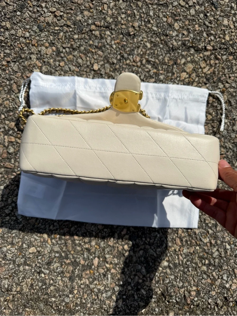 Coach tabby Cream Quilted Leather Shoulder Bag with Gold 'C' Clasp